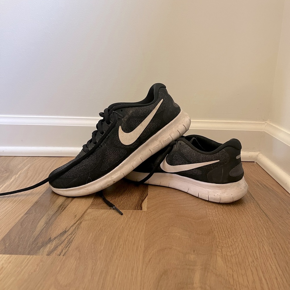 Nike Free Running Shoes (2017)